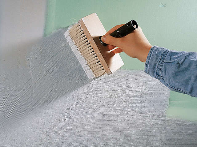 Остановите отслаивание фасадной краски на вашем доме с помощью грунтовки
